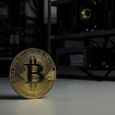 Venda de US$1,5 bi em Bitcoin pela MARA evidencia tesouraria corporativa