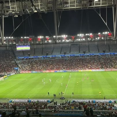 Flamengo vive noite atípica no Maracanã com torcedores em silêncio