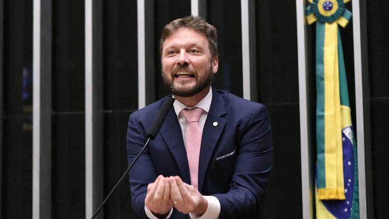 Pedido de vista do deputado Mauricio Marcon (PL-RS) adiou a votação da proposta na comissão especial para quarta-feira (27). (Foto: Kayo Magalhães/Câmara dos Deputados)