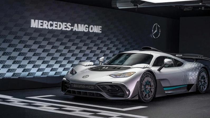 Mercedes-Benz celebra 140 anos: da invenção do automóvel à mobilidade do futuro