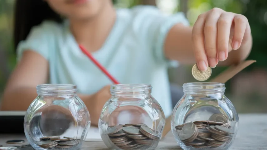 Mesada condicionada a tarefas pode reduzir aprendizado financeiro