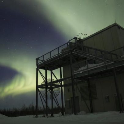 Estudantes do MIT estudam física de plasma sob a aurora no Alasca
