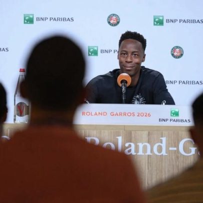 Monfils celebra legado antes do adeus em Roland Garros