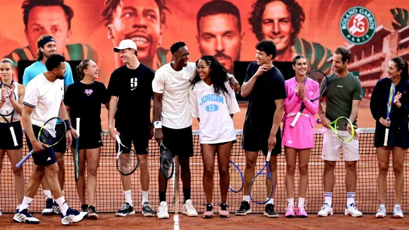 Monfils realiza festa de despedida com amigos do circuito