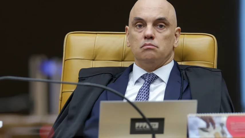 Moraes assume medidas contra Lei da Dosimetria e cobra explicações de Lula e Congresso