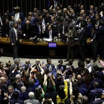 Jurista defende que deputados que fizeram motim deveriam perder o mandato