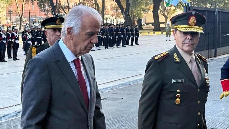 Múcio se reúne com ministro da Defesa da Argentina e defende reaproximação