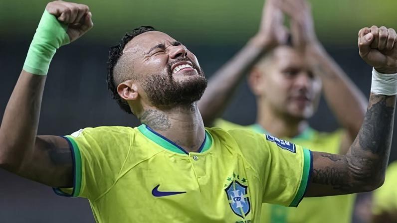 Neymar ganha 1 milhão de seguidores; crescimento entre convocados