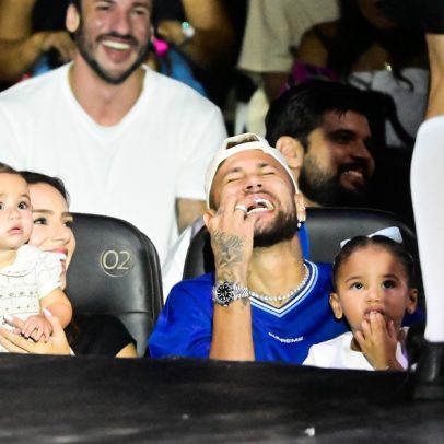 Neymar encerra sessão de circo com as filhas em Santos; fotos