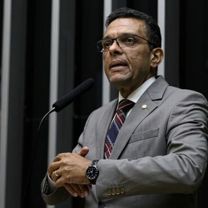 Deputado do PSD diz que absurdos de Flávio podem favorecer Lula no 1º turno