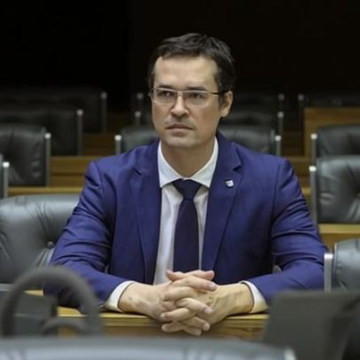 Dino derruba censura e libera reportagem sobre Dallagnol