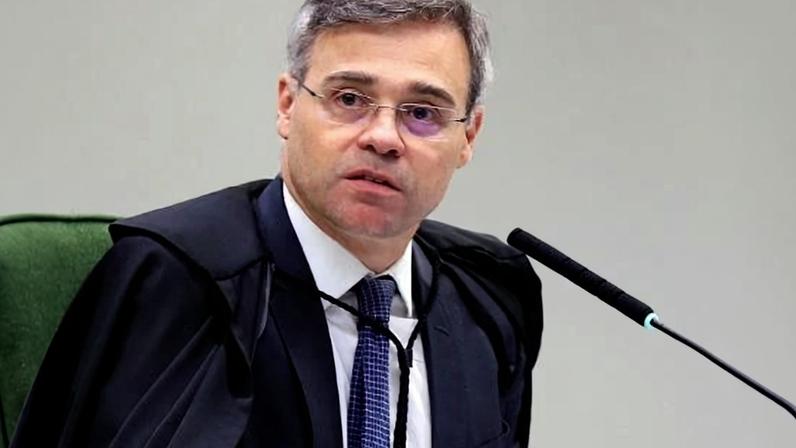 Mendonça vota para manter prisão preventiva do primo de Vorcaro