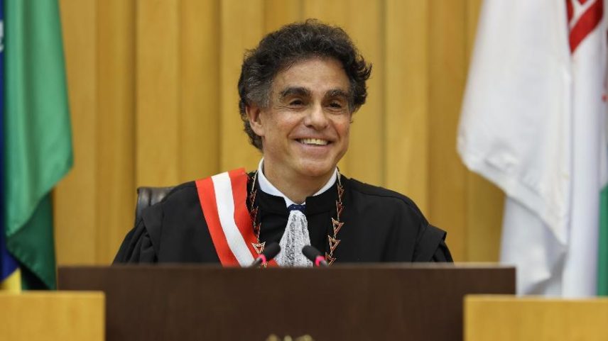 Presidente do TST anuncia desconto de faltas de ministros palestrantes