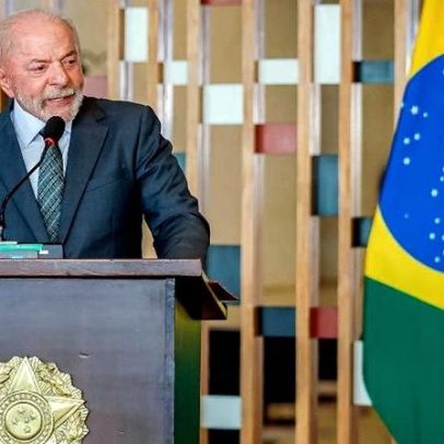 Lula diz que Flávio pediu intervenção de Trump no Brasil