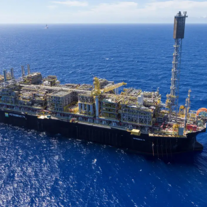 Petrobras assina contrato de R$ 11 bi para construir/operar 4 embarcações offshore