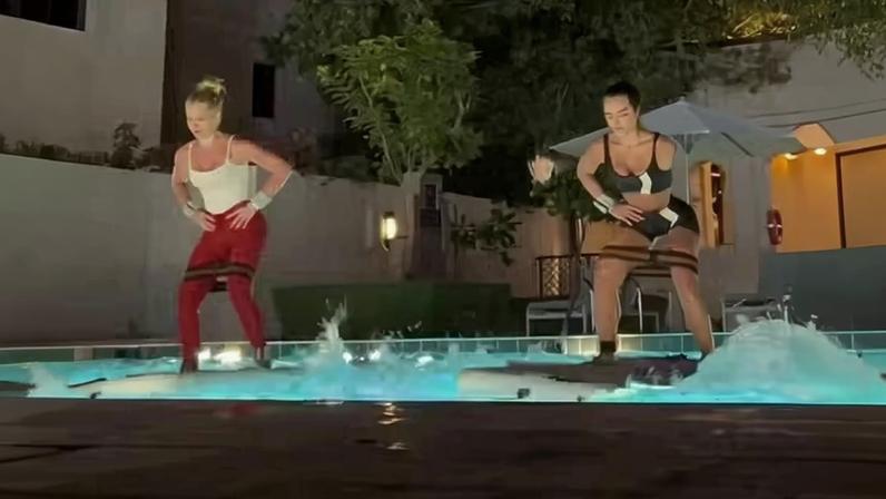 Virginia Fonseca mostra treino de flutuação na piscina em Dubai
