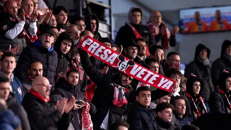 Rayo Vallecano conquista primeira taça europeia em meio a atritos com torcida