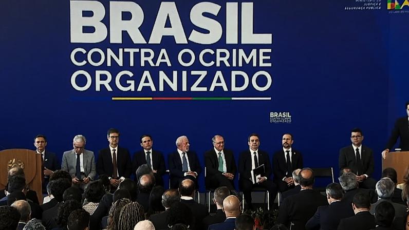 Lula lança novo pacote contra crime organizado em meio às eleições