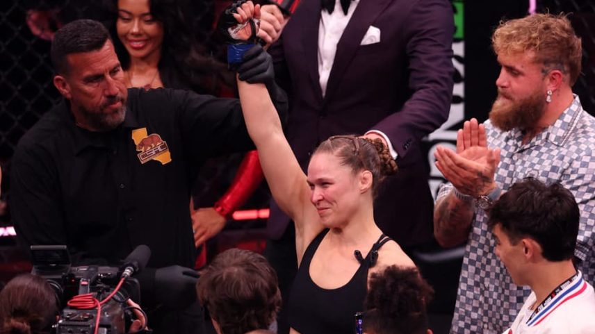 Ronda Rousey finaliza Gina Carano em 15 segundos no retorno ao MMA