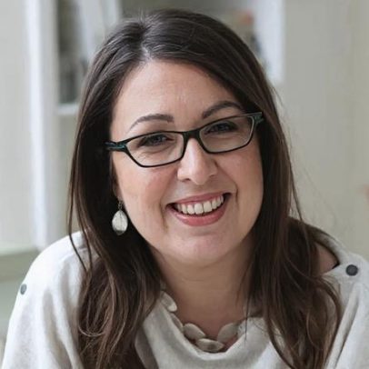 Ruth Ware, de garçonete a best-seller, é comparada à Agatha Christie