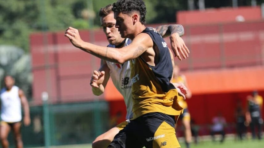 São Paulo treina e parte para o Chile; veja a programação