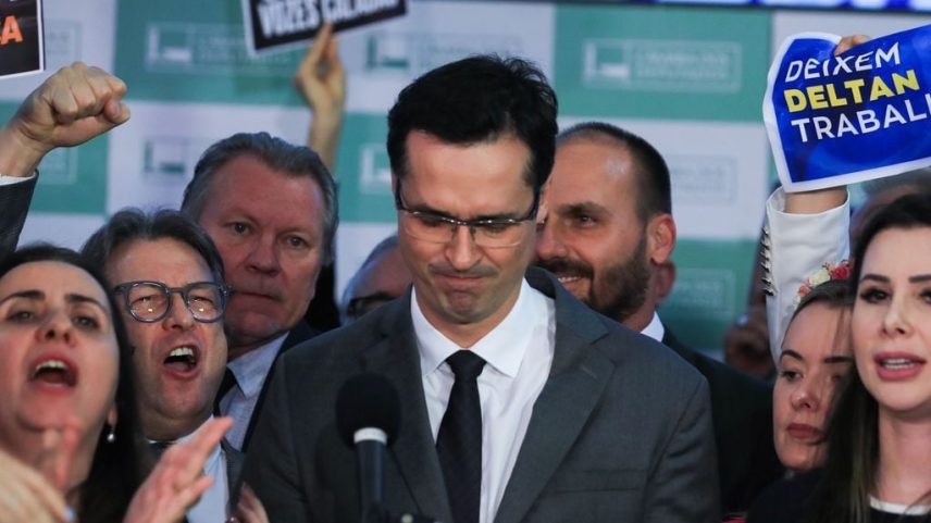 Dino derruba censura sobre reportagem de inelegibilidade de Dallagnol