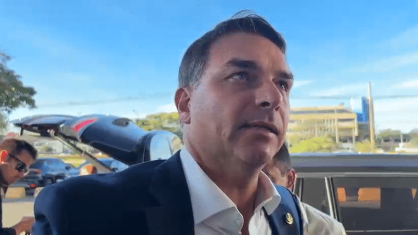 Áudio de Flávio Bolsonaro impacta direita e centro-direita