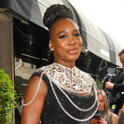Serena Williams usa pretinho elegante à la Audrey Hepburn no Met Gala