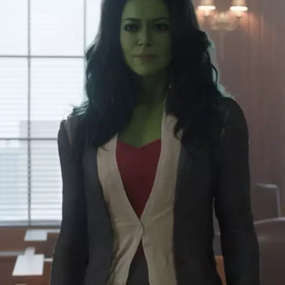 Tatiana Maslany comenta retorno de Mulher-Hulk: 'ficariam bravos'