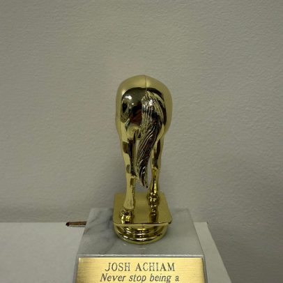 Troféu "jackass" para Elon Musk gera controvérsia