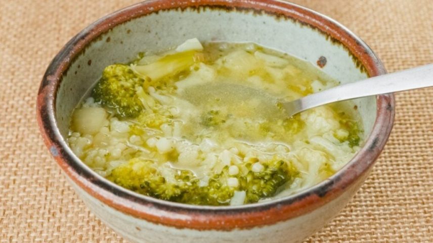 Guia apresenta 10 sopas termogênicas para aquecer e apoiar o emagrecimento