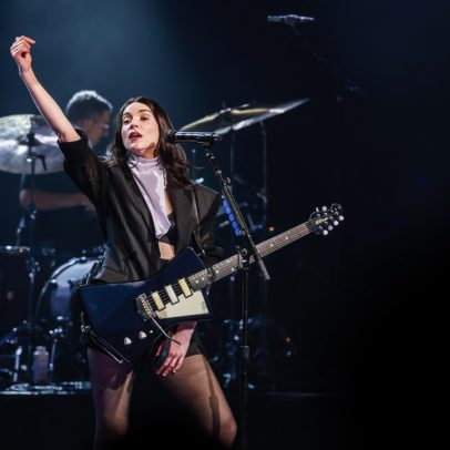 St. Vincent Confia em 'Kid Charlemagne' de Steely Dan