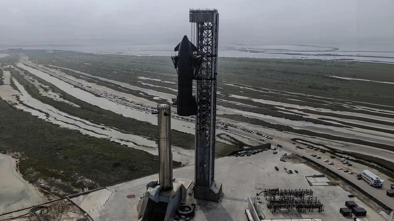 SpaceX tenta nesta quinta o 12º voo da Starship, maior nave do mundo