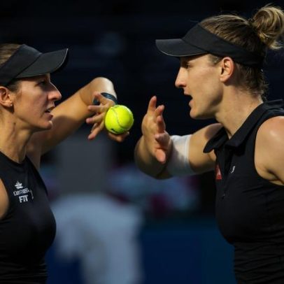Stefani e Dabrowski perdem em três sets na volta ao circuito em Roma