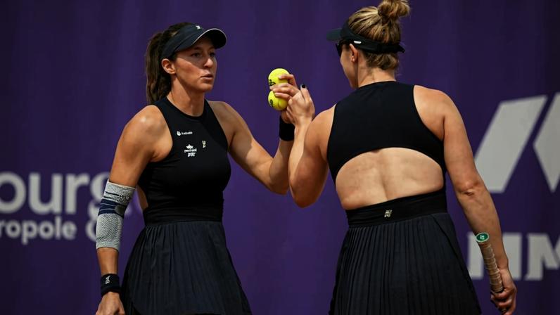 Stefani e Dabrowski vencem e Stefani mira 15º título de duplas