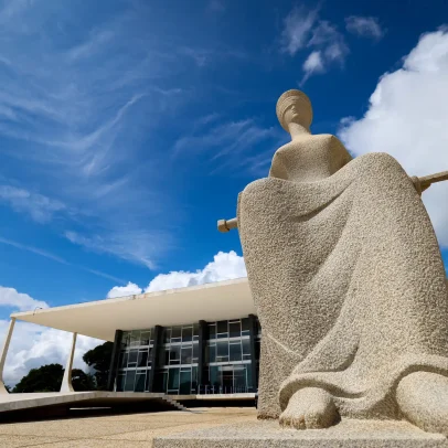 Juízes pressionam STF sobre acúmulo de penduricalhos e aposentadoria compulsória