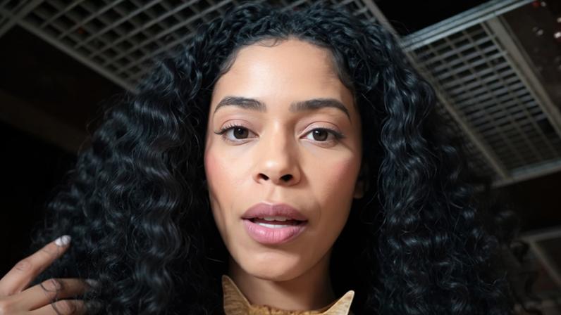 Em Cannes, Lorena Maria diz ter caído em golpe e refaz planos às pressas — Foto: Reprodução/Instagram