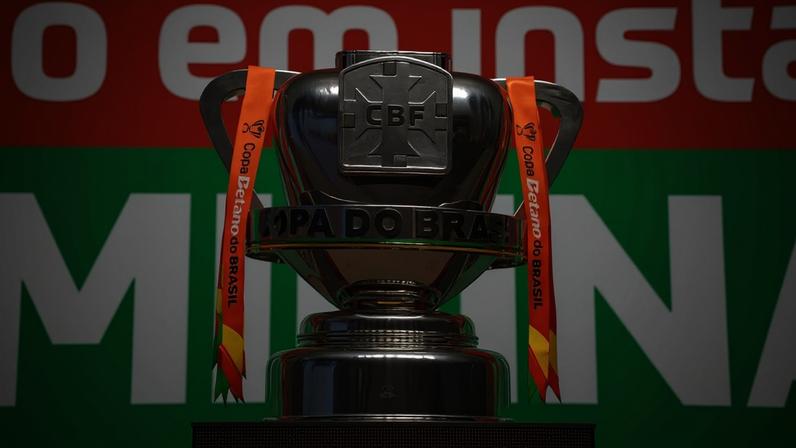 Taça da Copa do Brasil (Foto: Nelson Terme/CBF)