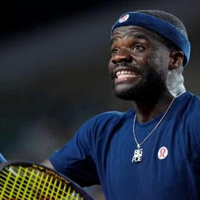 Aliassime avança às oitavas; Tiafoe vira após perder dois sets