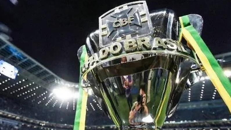 Troféu da Copa do Brasil, objeto de desejo de 16 equipes ainda vivas na competição