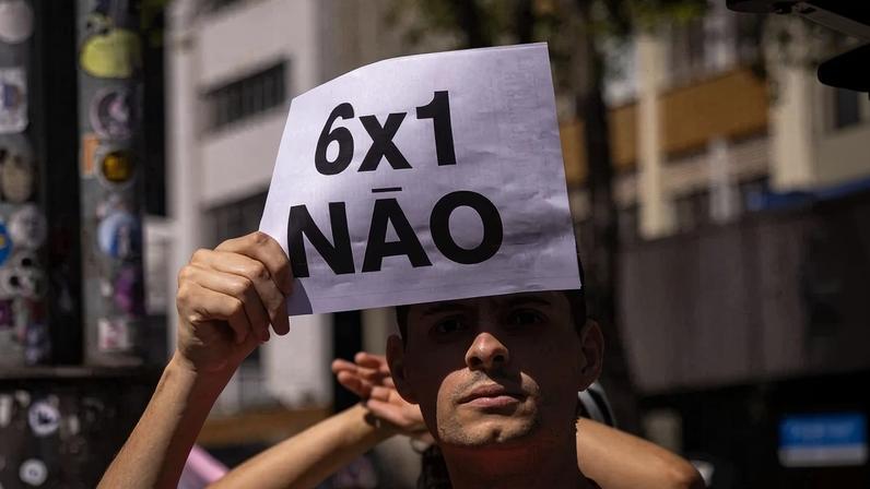 Motta busca texto de convergência para fim da escala 6×1