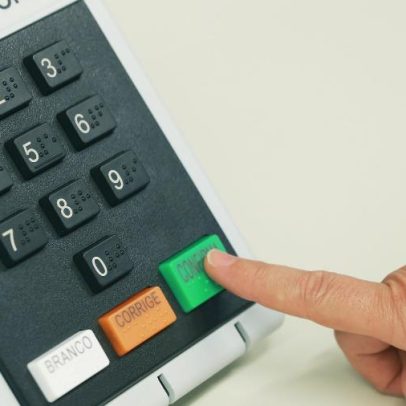 Brasil ultrapassa 1 milhão de eleitores cadastrados no exterior