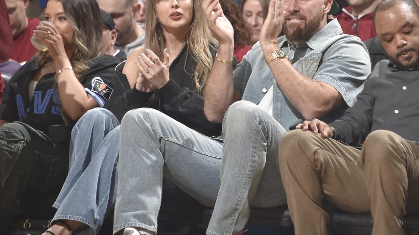 Taylor Swift e Travis Kelce são vistos em encontro durante jogo dos Knicks