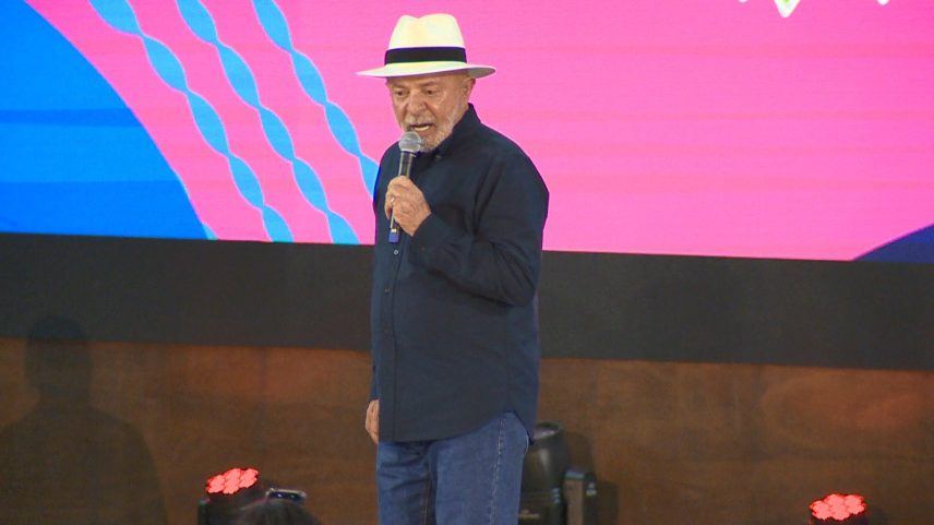 Presidente Lula em discurso durante evento em Aracruz, no Espírito Santo — Foto: Reprodução/ TV Gazeta