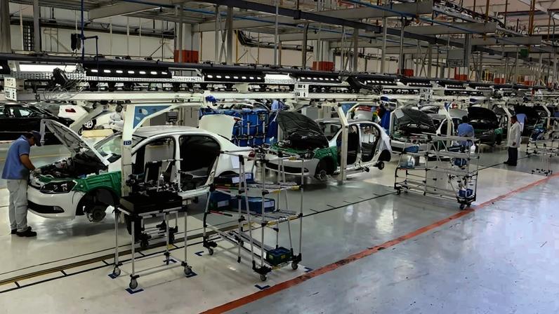 Venda de carros novos no Brasil atinge maior patamar desde 2013