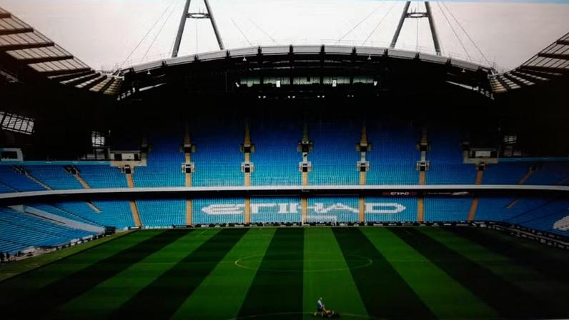Manchester City planeja estátua para Guardiola e batiza arquibancada com seu nome