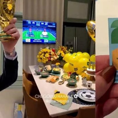 Roberto Justus celebra festa temática da Copa com figurinha, taça e funk