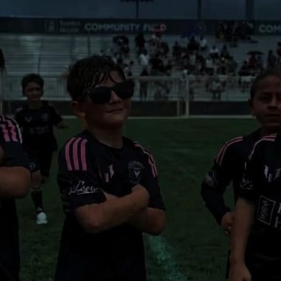 Filho de Messi faz gol de falta e celebra com descontração