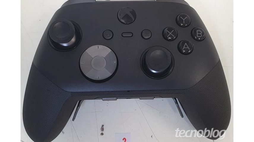 Imagens vazadas revelam o controle Xbox Elite 3 com botões misteriosos