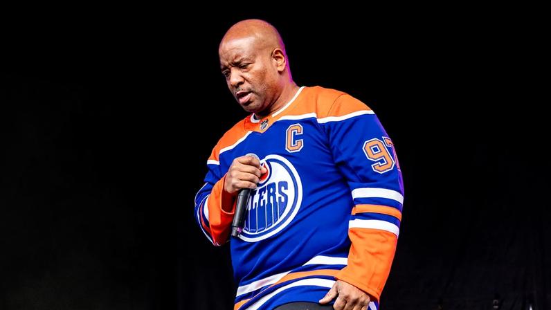 Young MC no Freedom 250: controvérsia sobre isca e troca